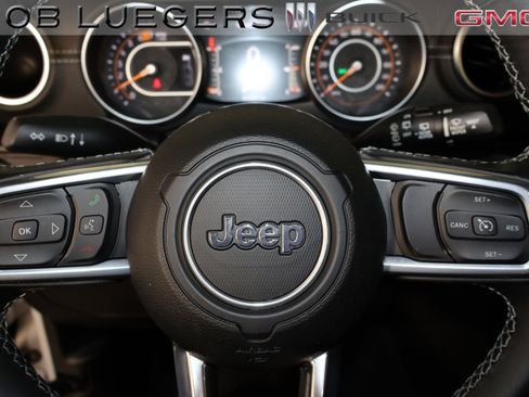 Used 2022 Jeep Wrangler Unlimited Sahara w/ LED Lighting Group image 25