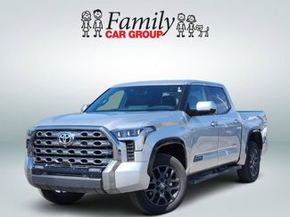 Used 2025 Toyota Tundra Platinum video 1