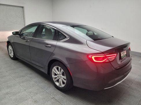 Used 2016 Chrysler 200 Limited image 5