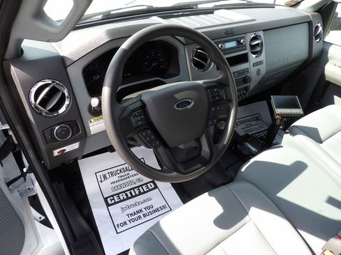 Used 2025 Ford F750 2WD SuperCab Super Duty image 28