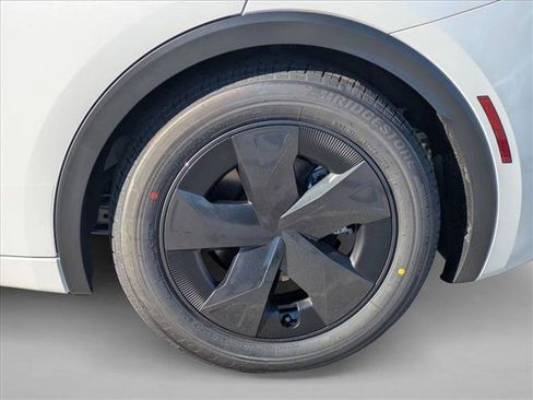 New 2026 Toyota Prius Plug-In Hybrid image 10