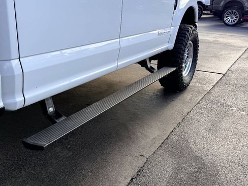 Used 2022 Ford F250 Lariat w/ Lariat Value Package image 17