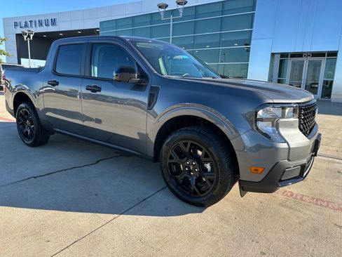 New 2025 Ford Maverick XLT w/ Equipment Group 301A image 7