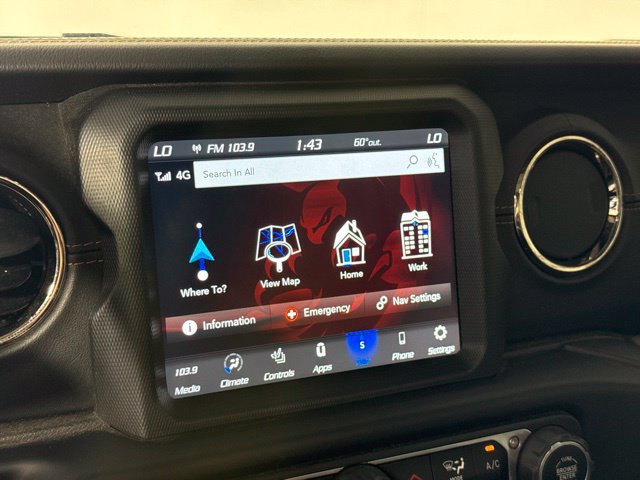 Used 2021 Jeep Wrangler Unlimited Sahara AWD/4WD image 22