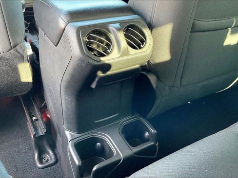 Used 2023 Jeep Wrangler Sport S image 33