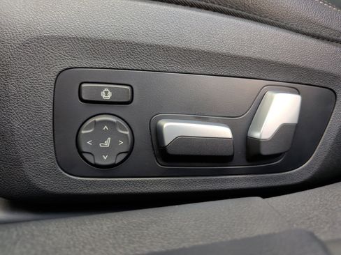 Certified 2023 BMW i4 eDrive40 w/ M Sport Package image 31