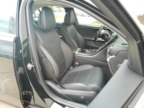Used 2022 Mercedes-Benz C 300 Sedan image 21