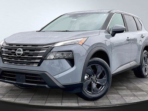 New 2026 Nissan Rogue SV FWD image 2