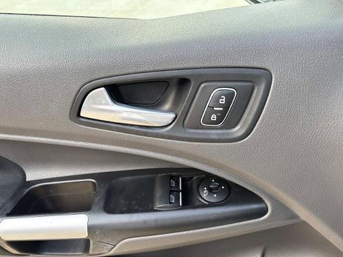 Certified 2021 Ford Transit Connect XLT image 21