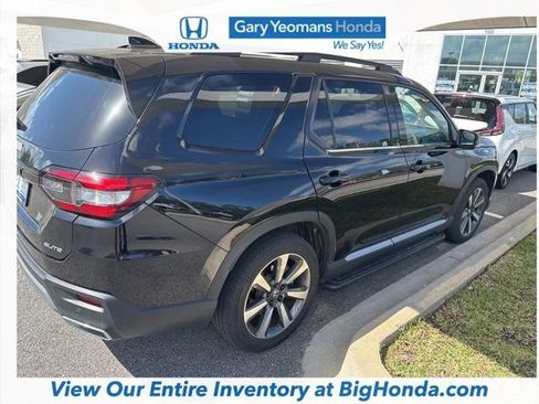 Used 2023 Honda Pilot Elite image 10