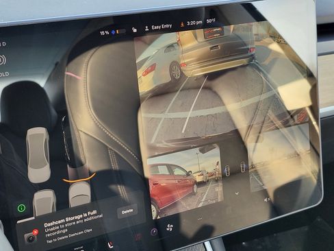 Used 2019 Tesla Model 3 Standard Range image 4