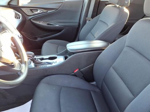 Used 2024 Chevrolet Malibu LT image 12