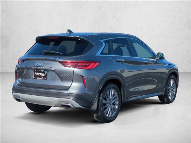 Certified 2025 INFINITI QX50 Luxe AWD/4WD image 5