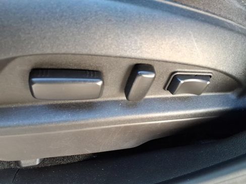 Used 2015 Chevrolet Equinox LT w/ Driver Convenience Package AWD/4WD image 12