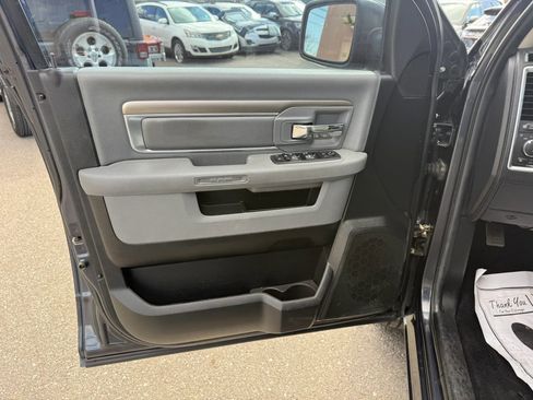 Used 2017 RAM 1500 Big Horn image 18