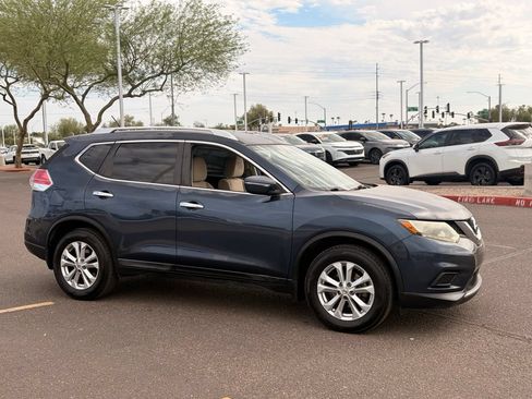 Used 2015 Nissan Rogue SV FWD image 8