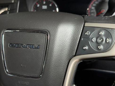 Used 2015 GMC Yukon XL Denali w/ Open Road Package AWD/4WD image 42