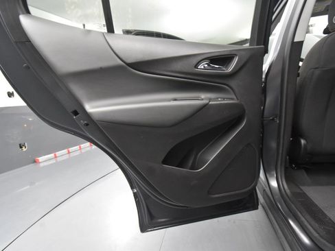 Used 2022 Chevrolet Equinox LT image 34