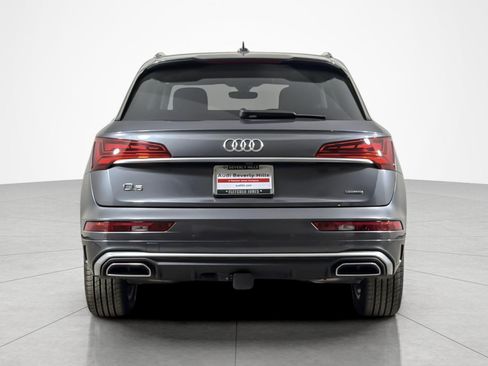 Used 2023 Audi Q5 2.0T Premium Plus w/ Premium Plus Package AWD/4WD image 4