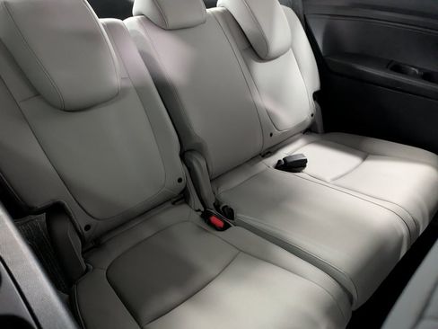 Certified 2023 Honda Odyssey Touring image 27