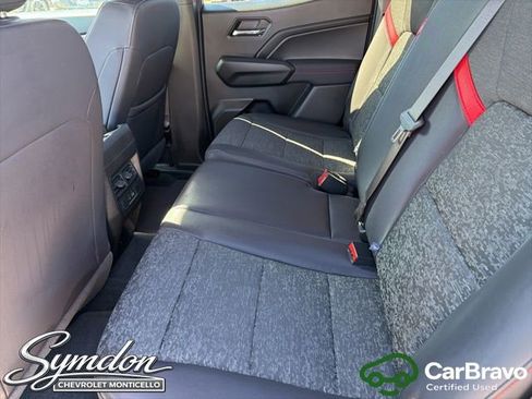 Certified 2025 Chevrolet Colorado Z71 w/ Technology Package AWD/4WD image 18