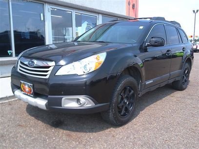 Used 2010 Subaru Outback 3.6R Limited w/ Popular Equipment Group 2C