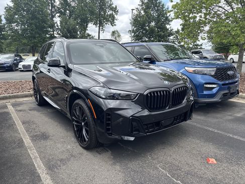 Used 2026 BMW X5 xDrive40i w/ M Sport Package AWD/4WD image 5