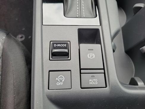 New 2027 Nissan Sentra SV w/ SV Convenience Package FWD image 30