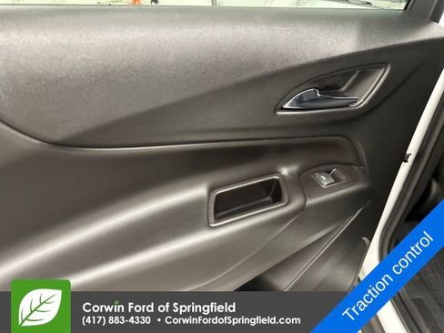 Used 2019 Chevrolet Equinox LT image 19