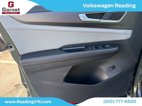 New 2026 Volkswagen Atlas Peak Edition image 11