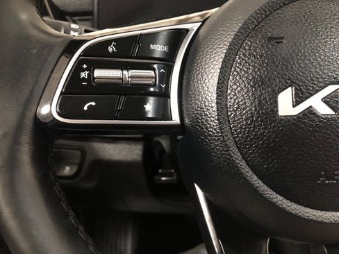 Certified 2024 Kia Seltos S image 21