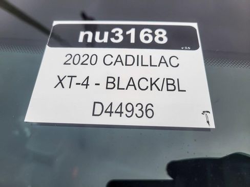 Used 2020 Cadillac XT4 Premium Luxury image 24