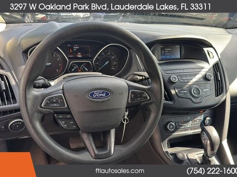 Used 2018 Ford Focus SE image 50