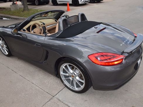 Used 2013 Porsche Boxster w/ Infotainment Pkg RWD image 40