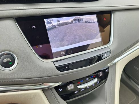 Certified 2023 Cadillac XT5 Premium Luxury FWD image 21