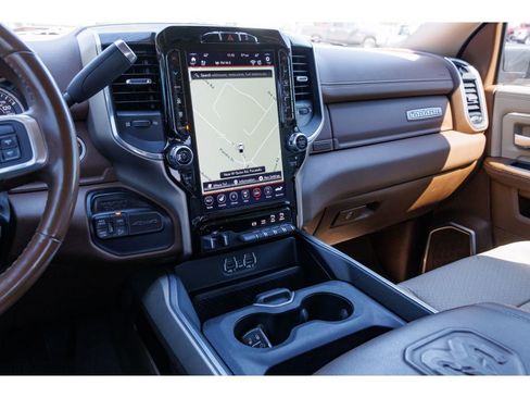 Used 2021 RAM 2500 Laramie AWD/4WD image 22