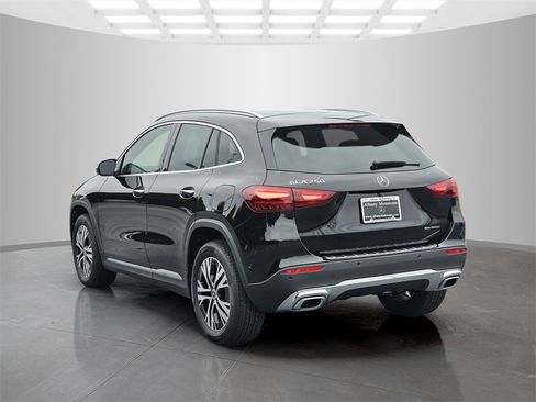 Used 2025 Mercedes-Benz GLA 250 image 4