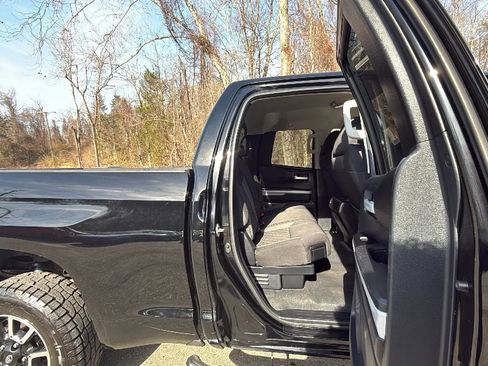 Used 2015 Toyota Tundra SR5 w/ TRD Off Road Package image 14