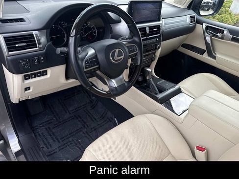 Used 2023 Lexus GX 460 Luxury w/ Accessory Package AWD/4WD image 22