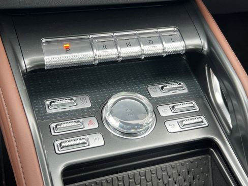 New 2026 Lincoln Nautilus Reserve image 18