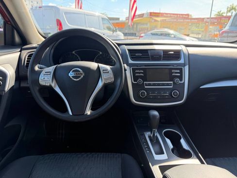 Used 2017 Nissan Altima 2.5 S w/ Power Driver Seat Package FWD image 11