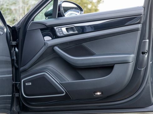 Certified 2023 Porsche Panamera image 52