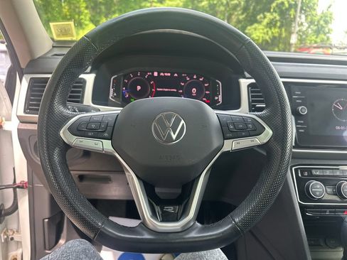 Certified 2022 Volkswagen Atlas SEL Premium AWD/4WD image 12