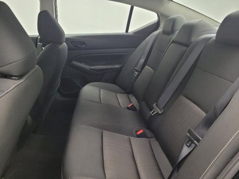 Used 2024 Nissan Altima 2.5 SV image 18