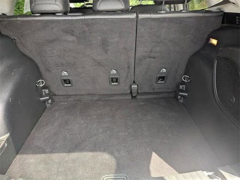 Certified 2022 Jeep Compass Limited w/ Sun and Sound Group image 22