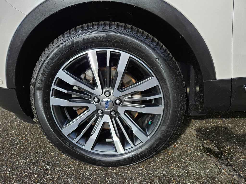 Used 2016 Ford Explorer Platinum AWD/4WD image 9