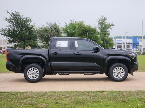 New 2026 Toyota Tacoma SR5 AWD/4WD image 7