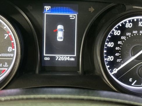 Used 2022 Toyota Camry SE FWD image 30