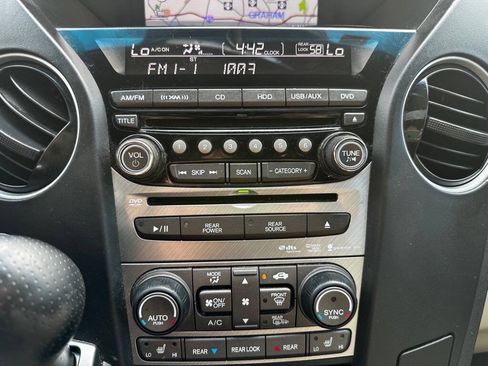 Used 2013 Honda Pilot Touring image 21