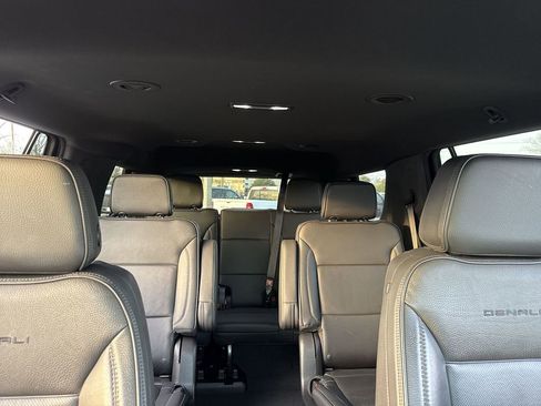 Used 2023 GMC Yukon Denali image 27
